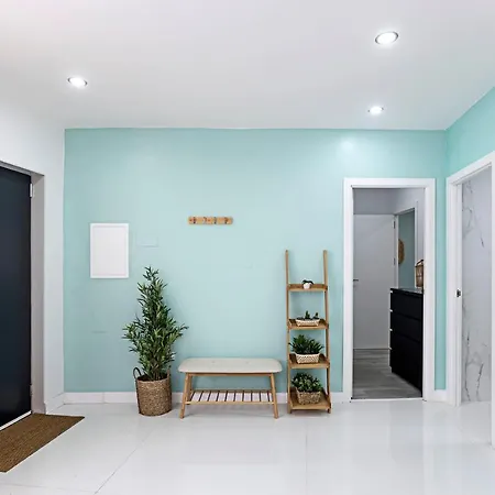 Amazing 2Bdr House W/ Patio & Free Parking Διαμέρισμα