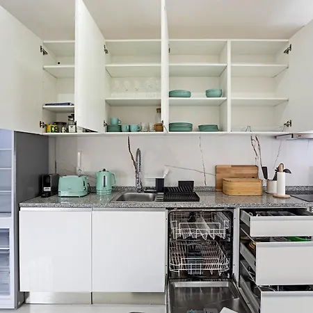 Amazing 2Bdr House W/ Patio & Free Parking Apartamento *